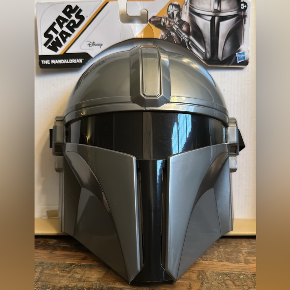 Star Wars Silver and Black Mandalorian Mask